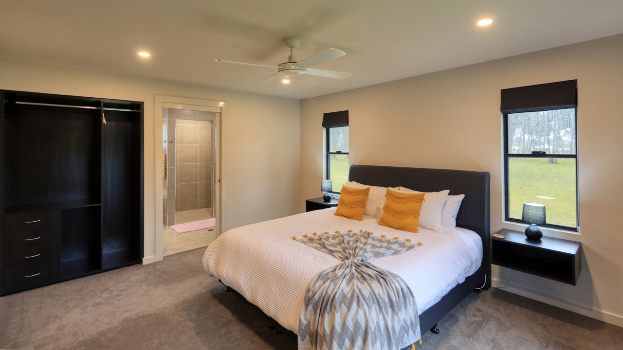 1 Bedroom Quaffers Cabin - Bedroom